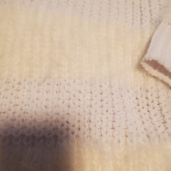 NEW Dreamers Sz M Women's Cream Mixed Media Fuzzy/Open Knit Soft Cardigan - Picture 6 of 10